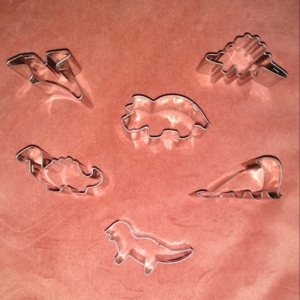 Set 6pc Mini Dinosaur Cookie Cutters Candy Fruit Cheese Dinosaurs Animal Cookies